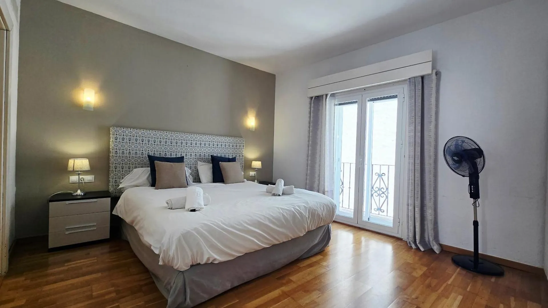 2 Bedroom Frontline Puerto Banus Best Views Rdr299 Marbella Apartment